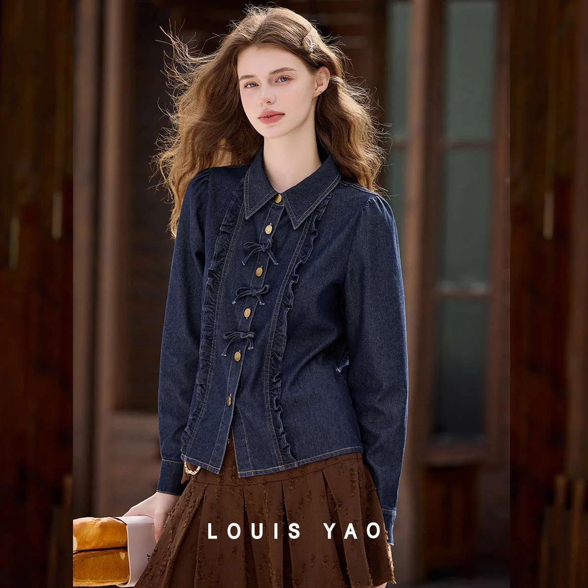 

LOUIS YAO Bow-Decorated Denim Shirt 2025 Autumn Retro Style Women's Top Flounced Edge Patchwork Long-Sleeved Women's Blouses