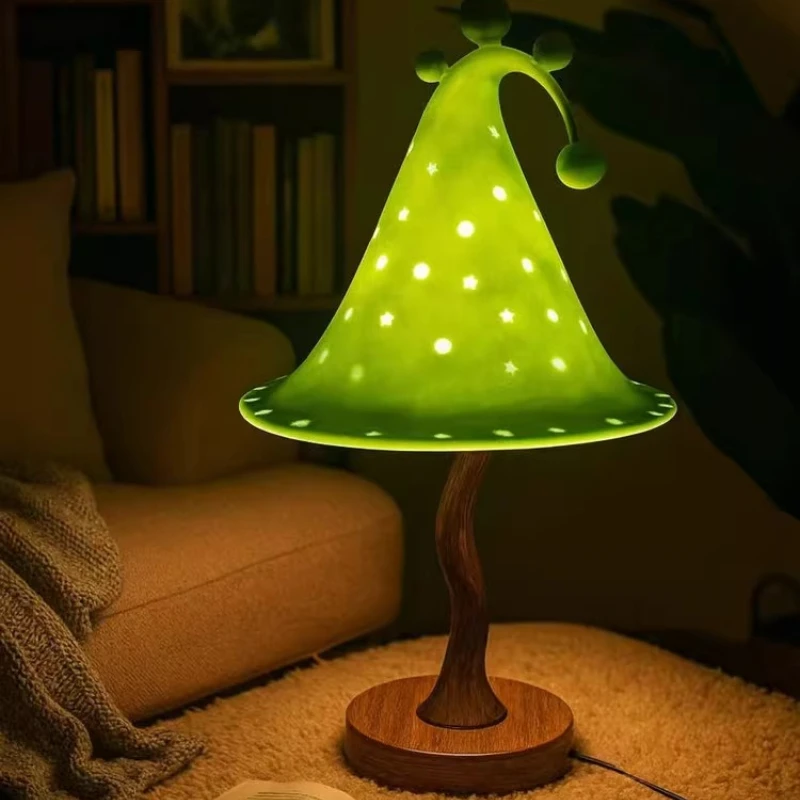 

Moden Blue/green Polka Dot Resin Magic Hat Table Lamps Personality Living Room Bedroom Restaurant Office Atmosphere Desk Lights