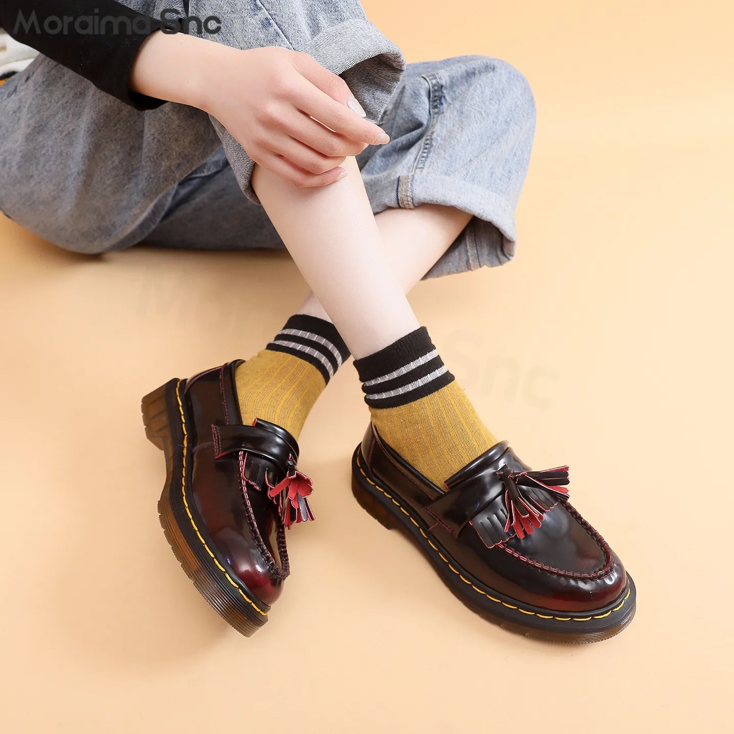 Red Tassel Loafers Round-Toe Leather Low-Heeled Business Shoes Fashionable Large Size Casual and Comfortable Women's Shoes