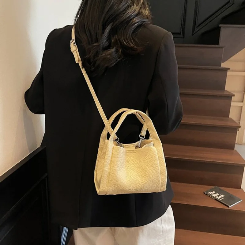 

Stylish Clutch Mini Bag Casual Simple Vintage Fashionable For Women With Letter Logo And Leather Luxury