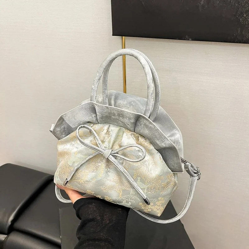 

Ladies Tote Bag Made Of Leather Boasting Trendy Commuter Design And Classic Paris Commuter Elegant Look​