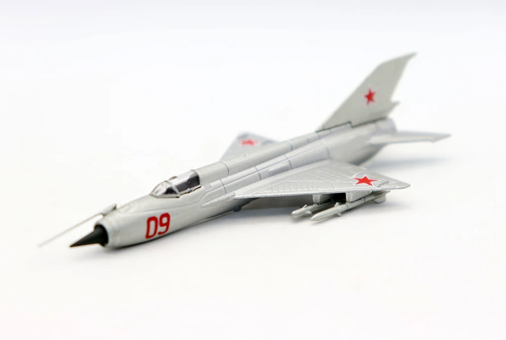 Mig-3ファイターダイキャストモデル,プラスチック合金,シミュレーション飛行機,ギフトコレクション,スケール1: 100,soviet-guich,新品