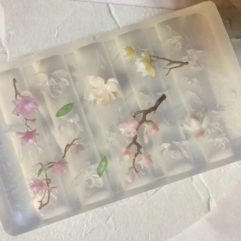 Heavy-Duty 3D Magnolia Flowers Nail Mold DIY Silicone Nail Tools Floral Petal with Large Capacity for Daily Application