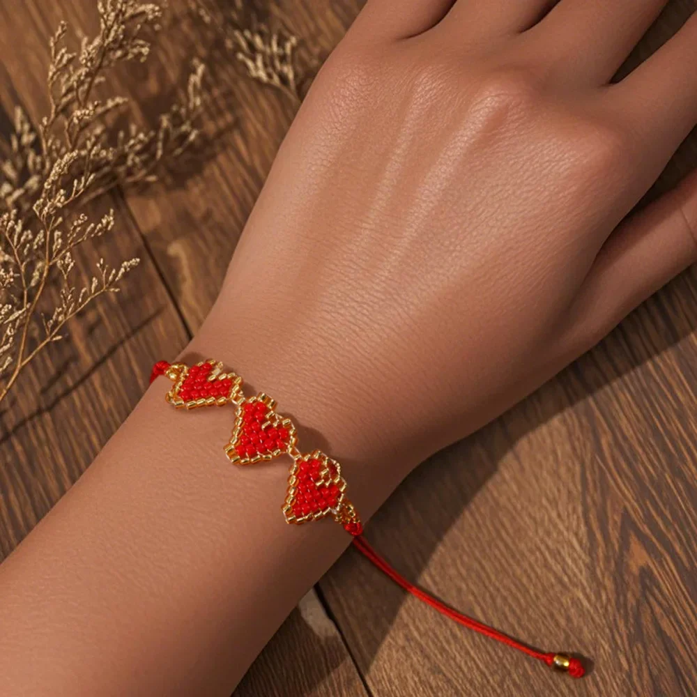 

Браслет из бисера Оригинальность Сердце Богемия Красный Ручное плетение Узор Регулируемый женский Универсальный тренд Простой браслет из рисовых бусин