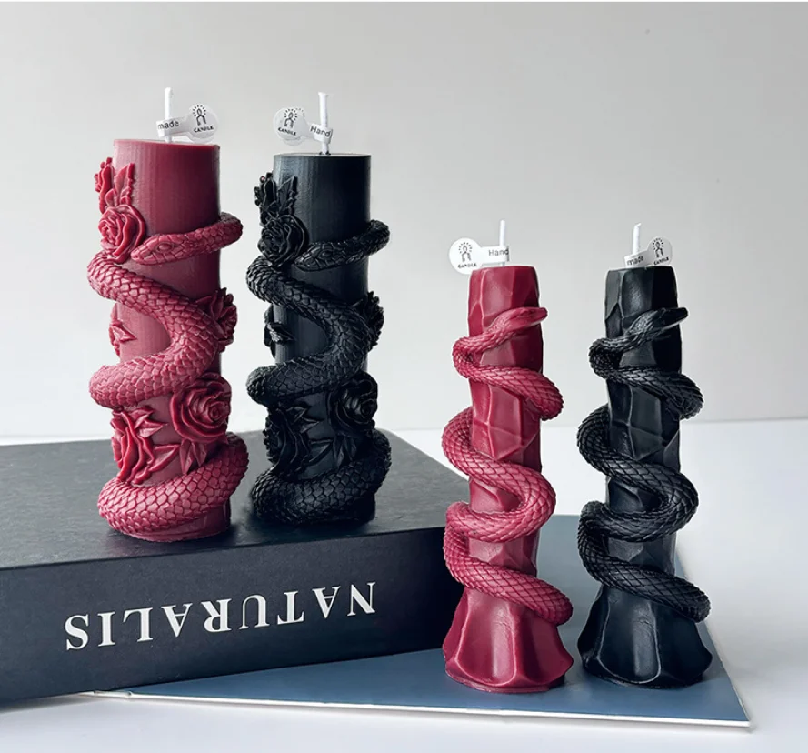 

352623 Halloween Snake-Shaped Scented Candles, Home Retro Advanced Atmosphere, Creative Holiday Gifts, Snake Pillar Candles