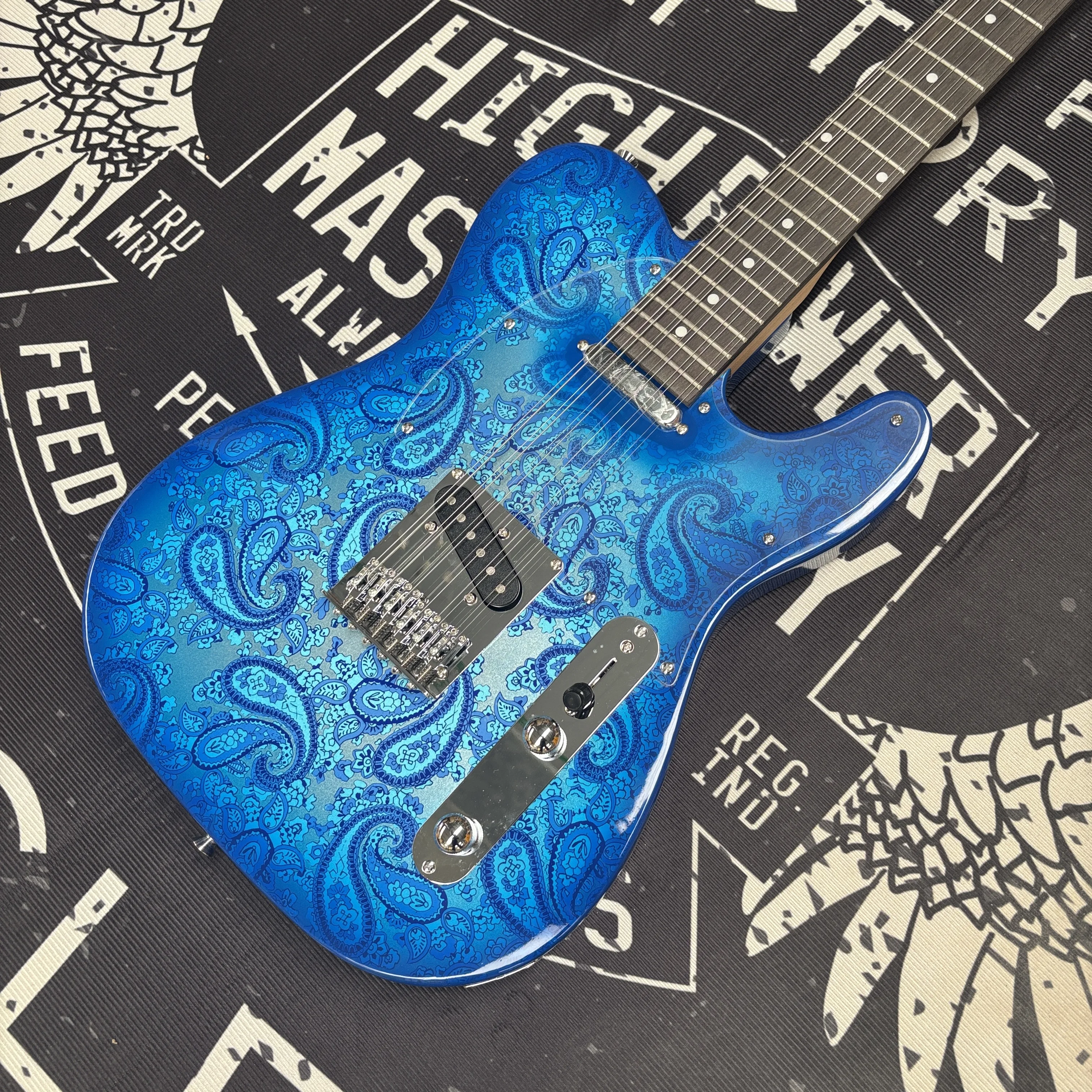 

12-string blue electric guitar, guitar with dot inlays on the fingerboard guitars, 22-fret 12-string electric guitar with unique
