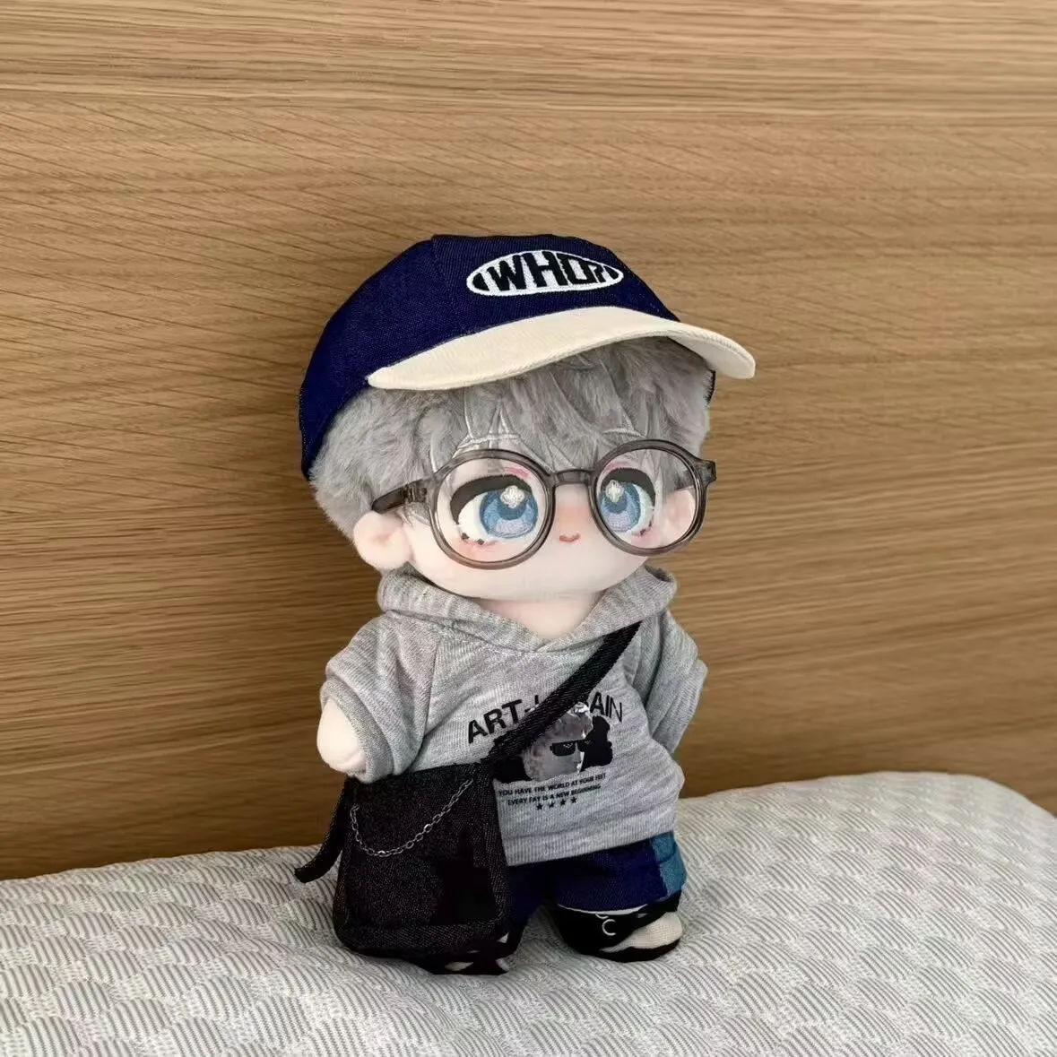 ตุ๊กตาผ้าฝ้าย 20 ซม. ลักษณะน่ารักสุดๆ สไตล์เดียวกับตัวละคร เฉิน ซิงฮุย จากอนิเมะเรื่อง Love and Deep Space ของขวัญคริสต์มาสสุดน่ารัก