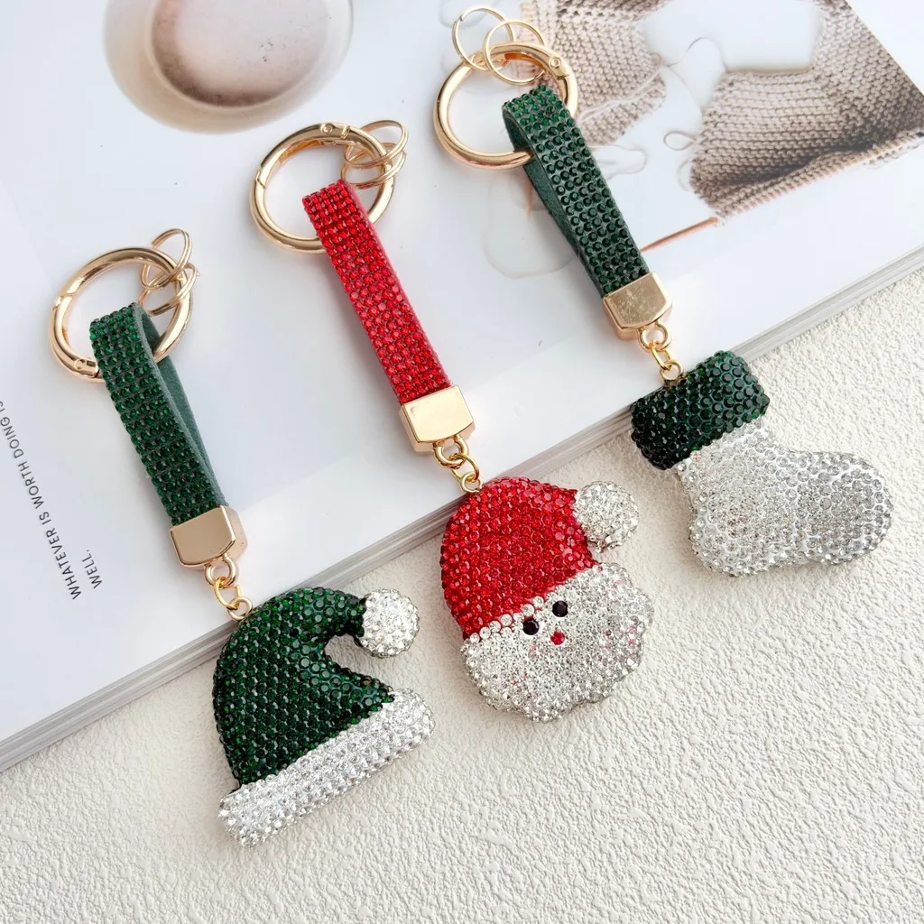 Metal Key Chain Delicate Christmas Key Chain Snowman Keychain Christmas Themed Christmas Hat Keychain For Bag Decoration Holiday