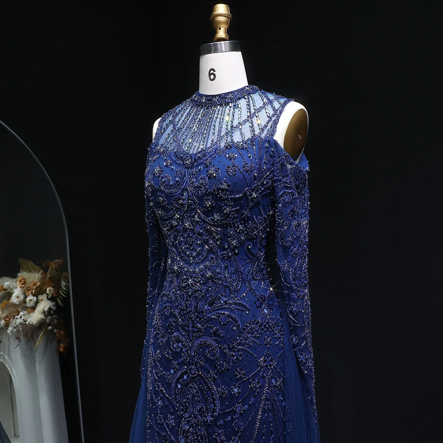 Sharon Said Marineblaues Luxus-Meerjungfrauenkleid mit Off-Shoulder-Ausschnitt und Langen Ärmeln für Damen, Hochzeit, Party, Abendkleid SS111 Maßanfertigung – Detail 7