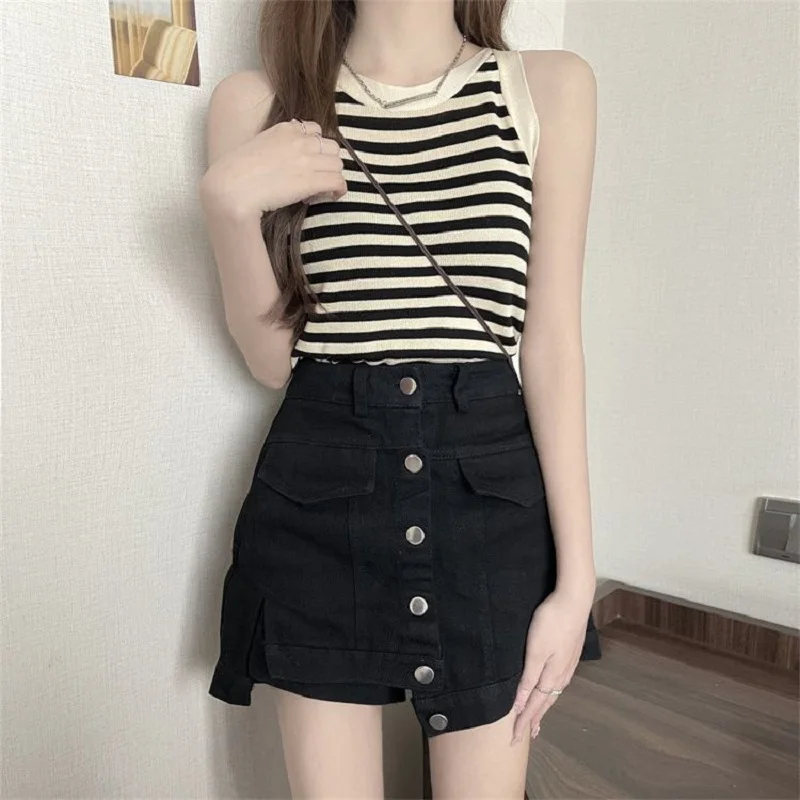 

Spring Summer Vintage Striped Knitted Vest For Women Wearing Harajuku Casual Sleeveless Design Chic Short Tops To Wear Camisole