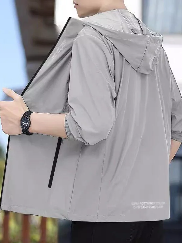 

Large Size Men's Summer Ice Silk Quick Dry Ultra Thin Breathable UV Protection Outerwear Fashionable Sunscreen Clothing