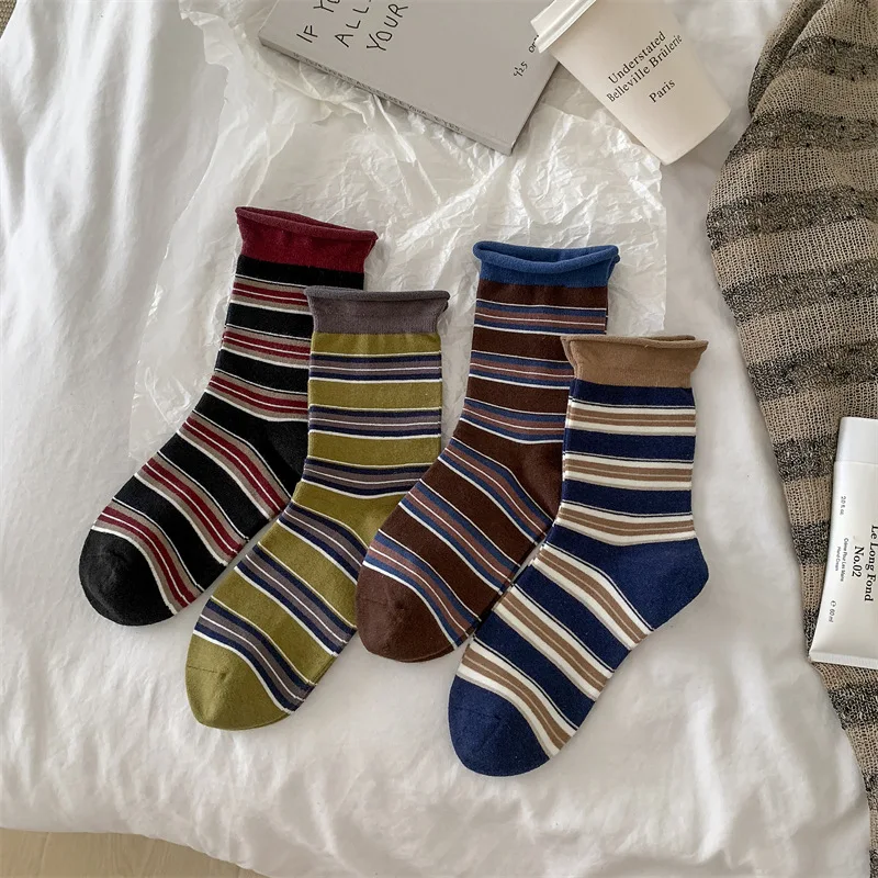 

8 pairs of women's autumn winter new retro striped rolled edge women's mid tube socks breathable simple comfortable casual socks