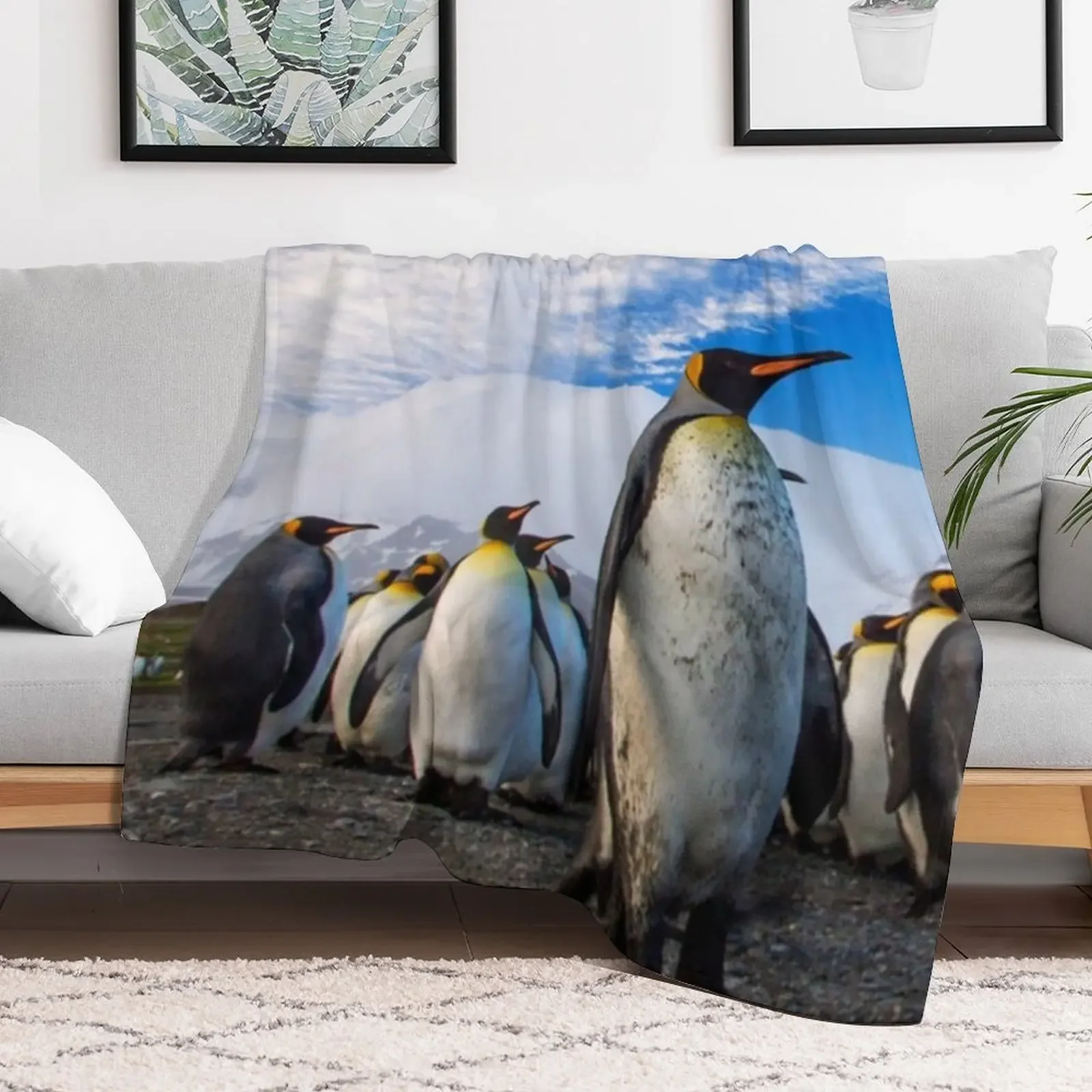 New Penguins Marching Blue Sky Throw Blanket Cute Decoratives Blankets For Sofas Blankets