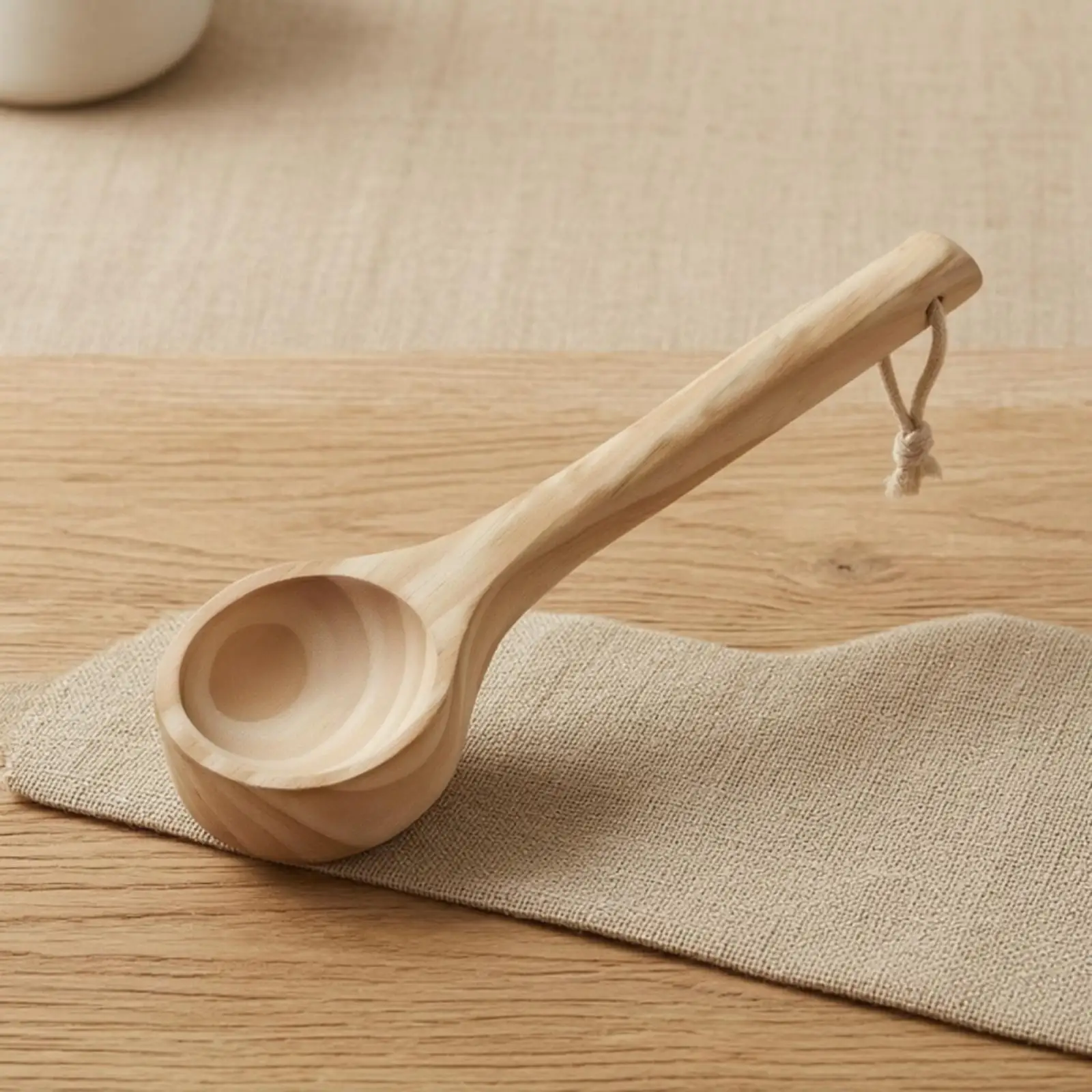 Sauna Ladle with Hanging Loop Wood Wooden Sauna Spoon Long-Handled Wooden Ladle