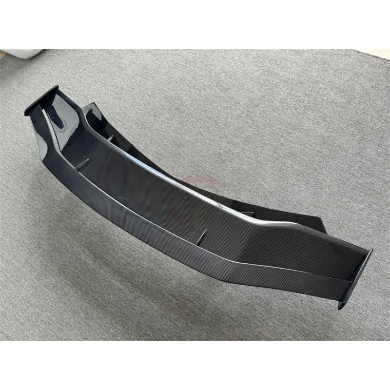 

Карбоновый спойлер в стиле GT для Lamborghini Aventador LP700 LP720, заднее крыло