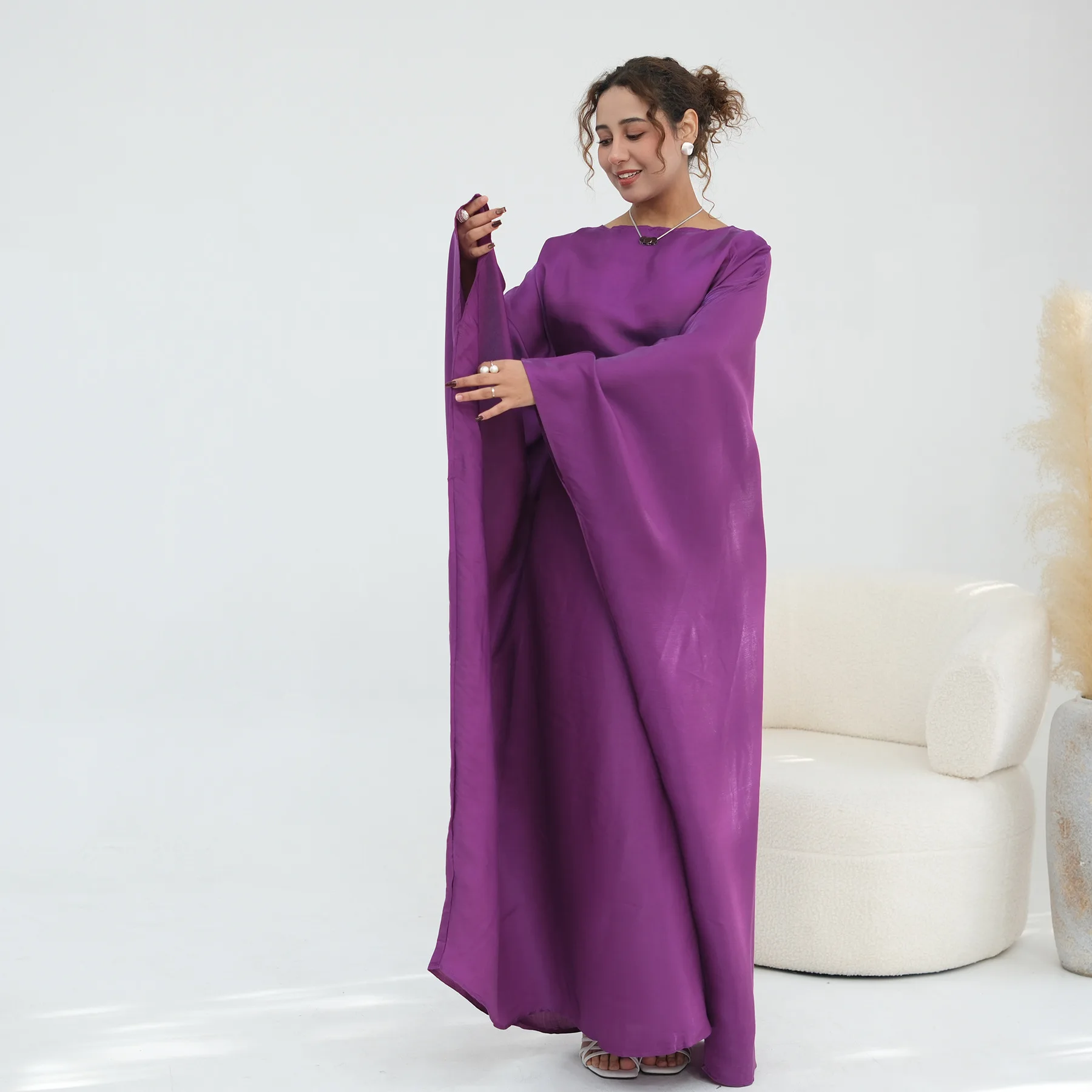 

Женское мусульманское платье Джеллаба (Джеллабия) в стиле Дубайская Абайя, турецкий кафтан, марокканский женский халат, скромная исламская одежда, кебая, арабская одежда.