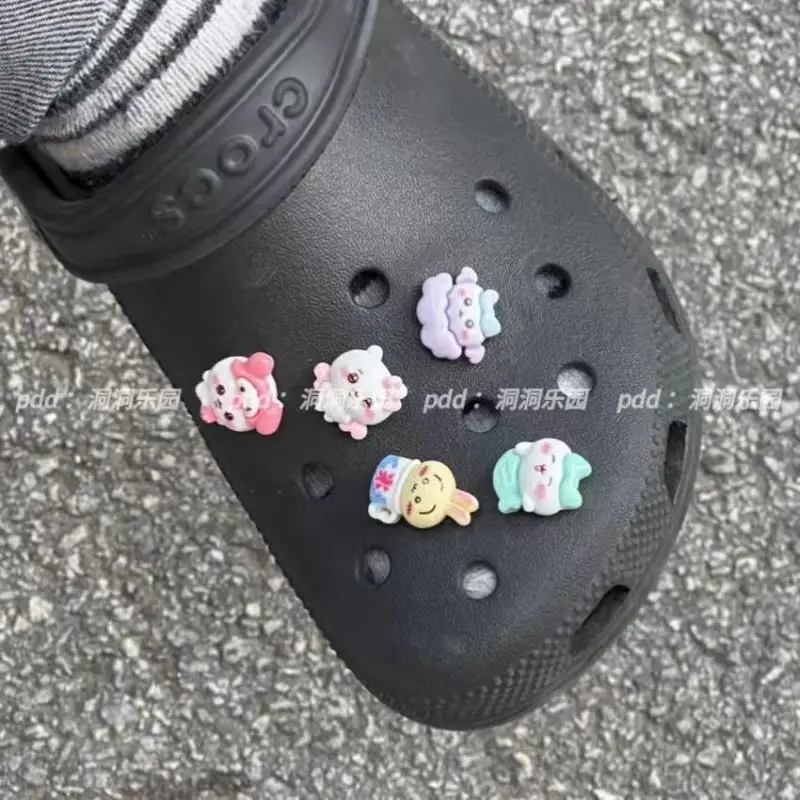 10 pz Kawali Chiikawas Cartoon Shoe-Buckle Crocs decorazione fai da te staccabile accessori creativi Ins giocattoli regalo Anime per ragazze