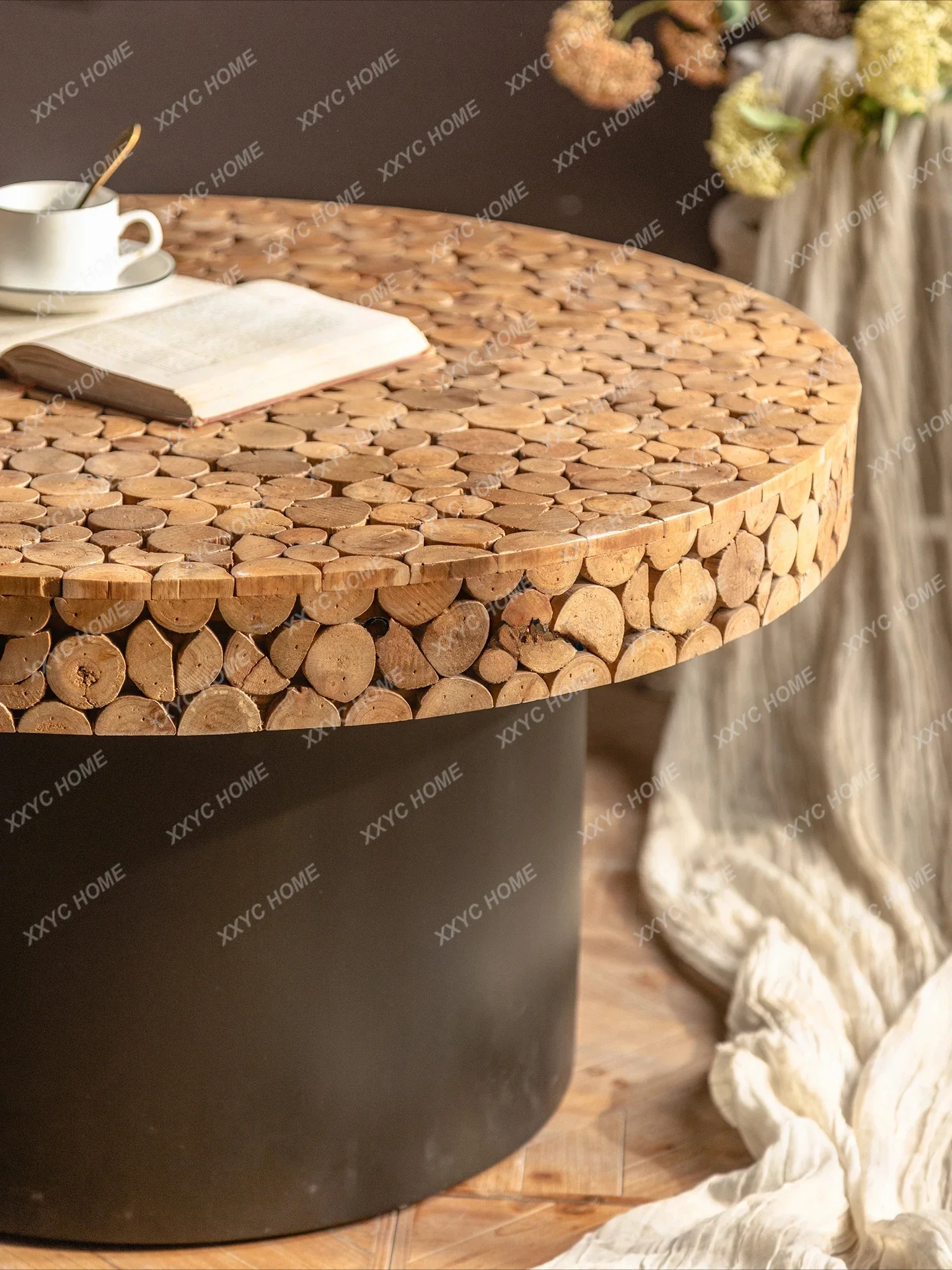 طاولة شاي بخياطة من الخشب الصلب على طراز Ruili B & B طاولة صغيرة فنية مستديرة متعثرة