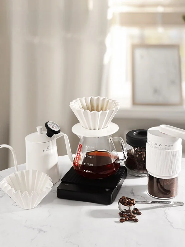 

Starstart Cerc Hand-Poured Coffee Pot Set with Manual Coffee inder Cake Filter Cup American Sle Coffee Brewing Tools