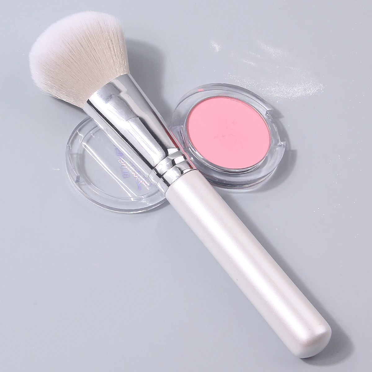 1 SZT. wysokiej jakości pędzel do różu, pędzel do pudru sypkiego, pędzel do konturowania, pędzel do wykończenia makijażu, pędzel do makijażu twarzy dla początkujących, narzędzia kosmetyczne