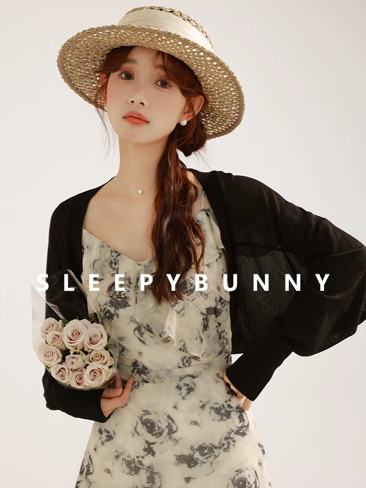 المرأة الأزهار الباردة الكتف كشكش فستان بحزام الصيف ألف خط أسود روز طباعة الشيفون ميدي فستان الشمس لقضاء عطلة الشاطئ تاريخ