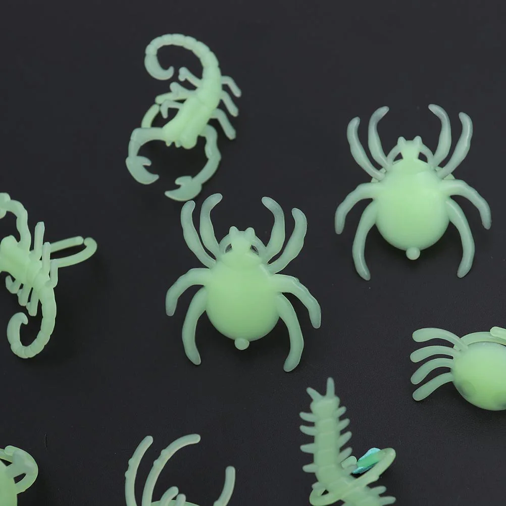 24 Pcs Light up Ring Toys Glow The Dark Rings Halloween Finger Ghost Head Props Glowing