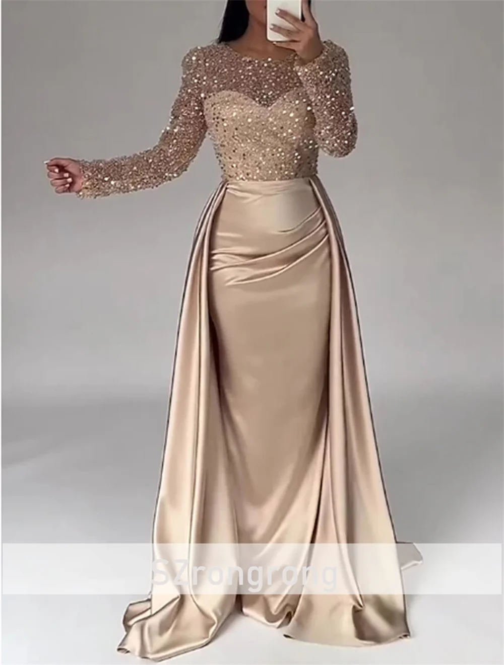 فستان سهرة رسمي برقبة دائرية من الساتان والترتر اللامع حورية البحر بدون ظهر وأكمام طويلة لحفلات الزفاف مع سويب تراين مخصص