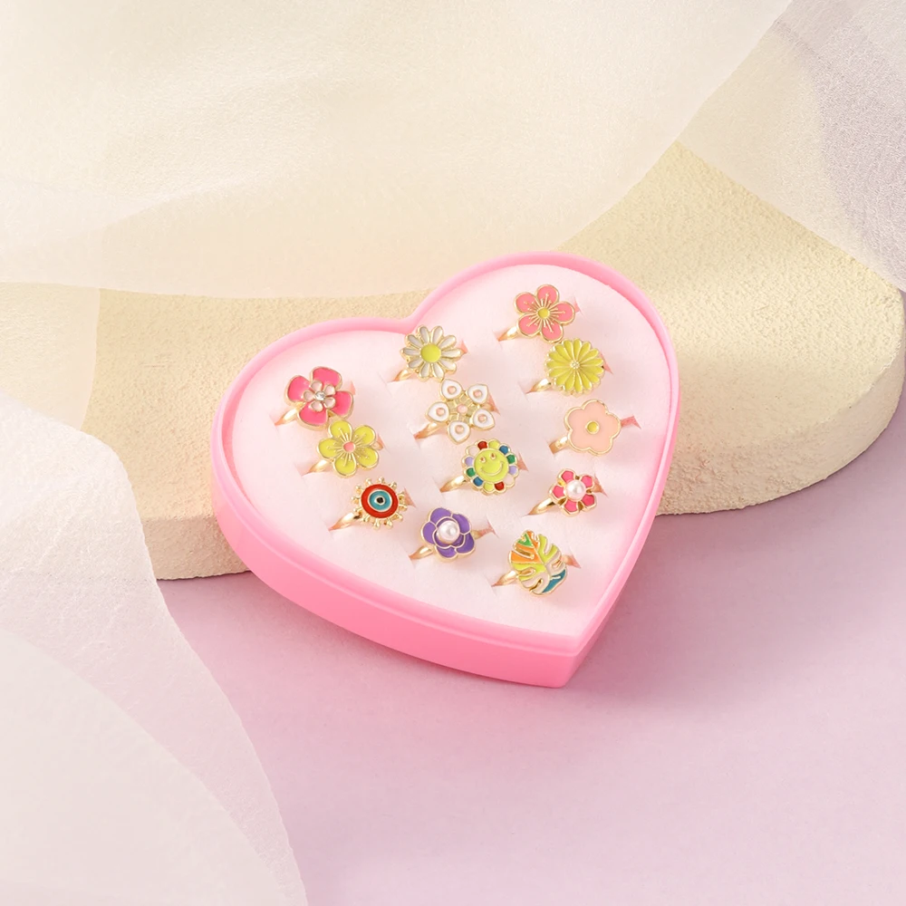 12Pcs Adjustable Flower Ring Set Enamel Daisy Evil Eye Pearl Floral Open Rings with Heart-Shaped Gift Box Little Princess Dress-Up Jewelry Birthday Party Gift Toy