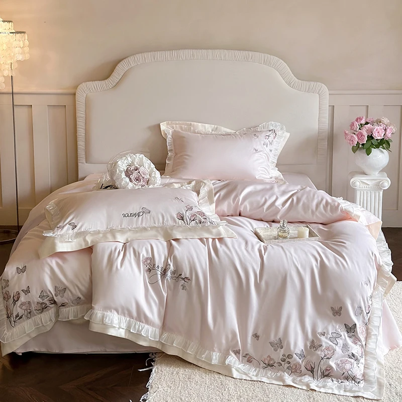 4Pcs Pink Butterfly Flowers Embroidery Lace Bedding Set 1000TC Egyptian Cotton Duvet Coves Bed Sheet Fitted Sheet Pillowcases