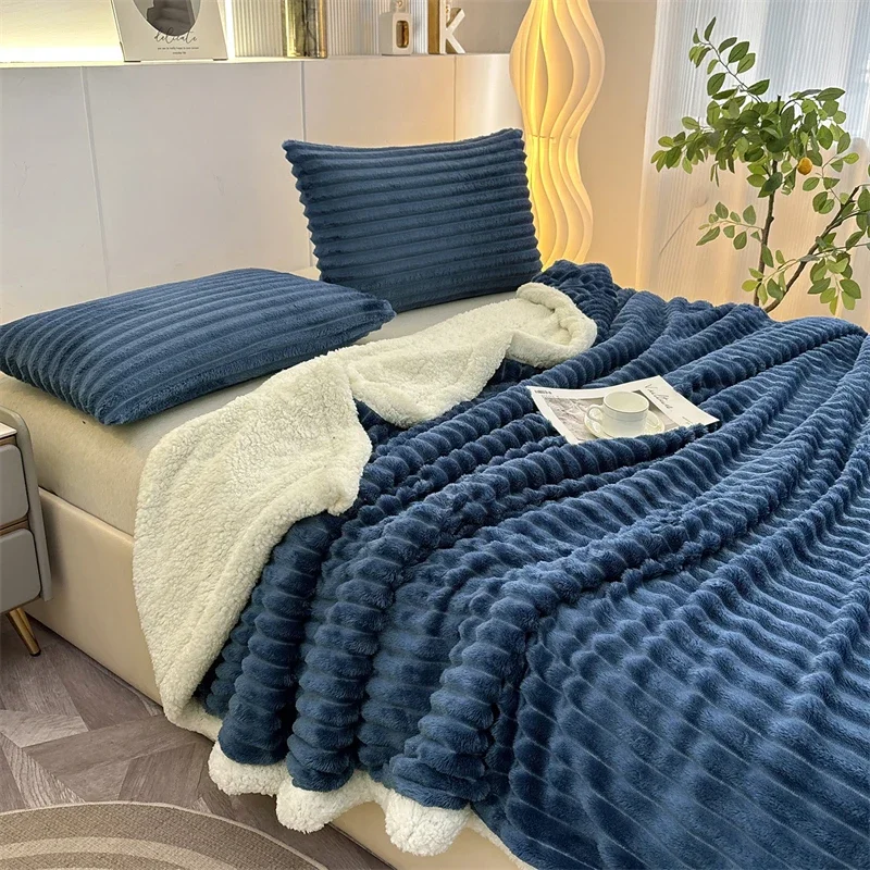 Autumn Winter Thickened Artificial Lambswool Blanket Keep Warm Cozy Wide Stripes Sofa Blankets Soft Skin-friendly Nap Blanket