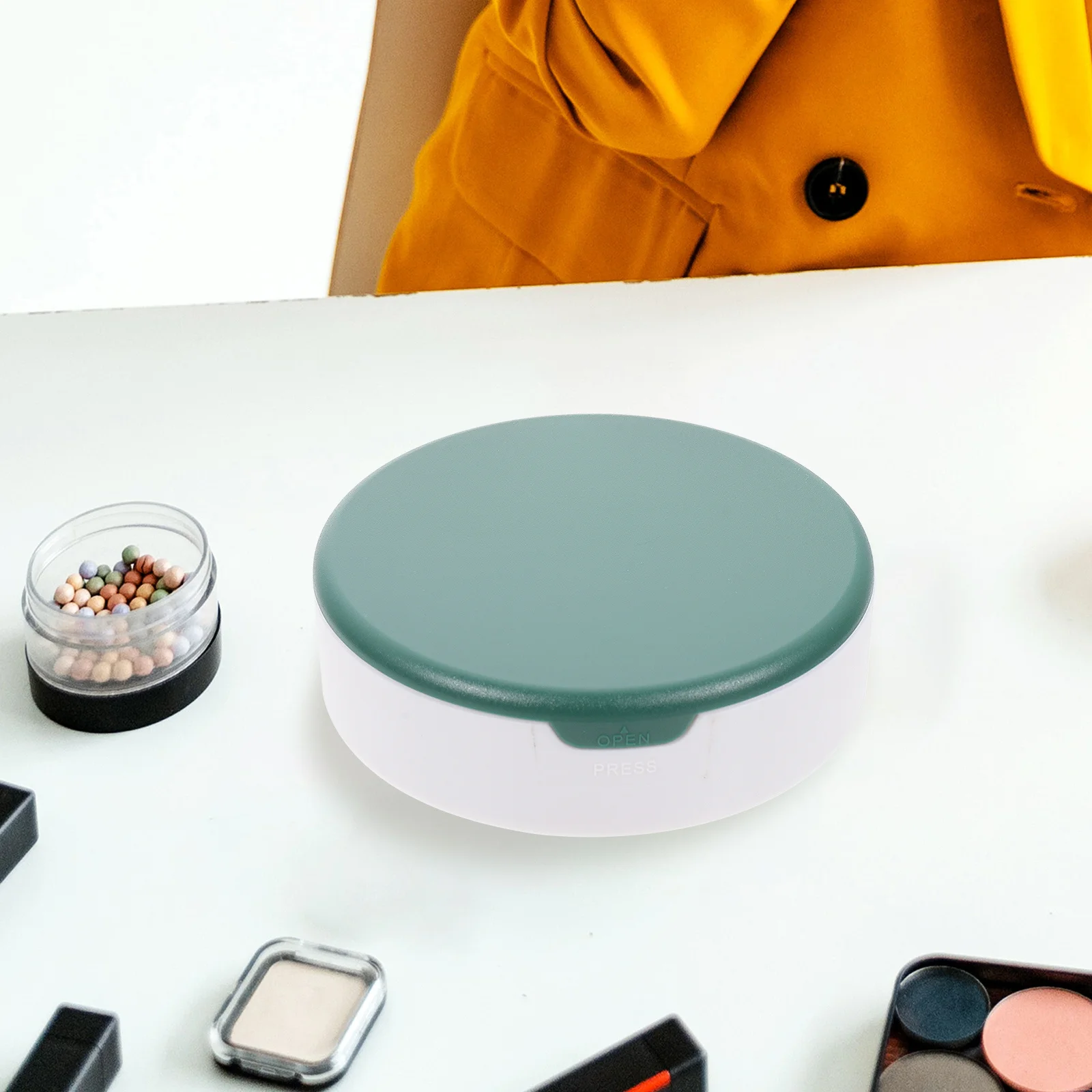 

1pc Round Jewelry Box Plastic Multi-Slot Travel Organizer For Rings Earrings Necklaces Durable Abs Material Portable Jewelry