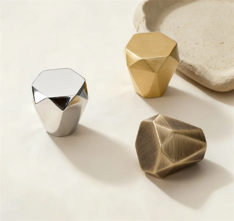Art Diamond Design Furniture Handle Bright Chorme Cabinet Handles Door Drawer Knobs Kitchen Cupbaord Wardrobe Closet Pulls