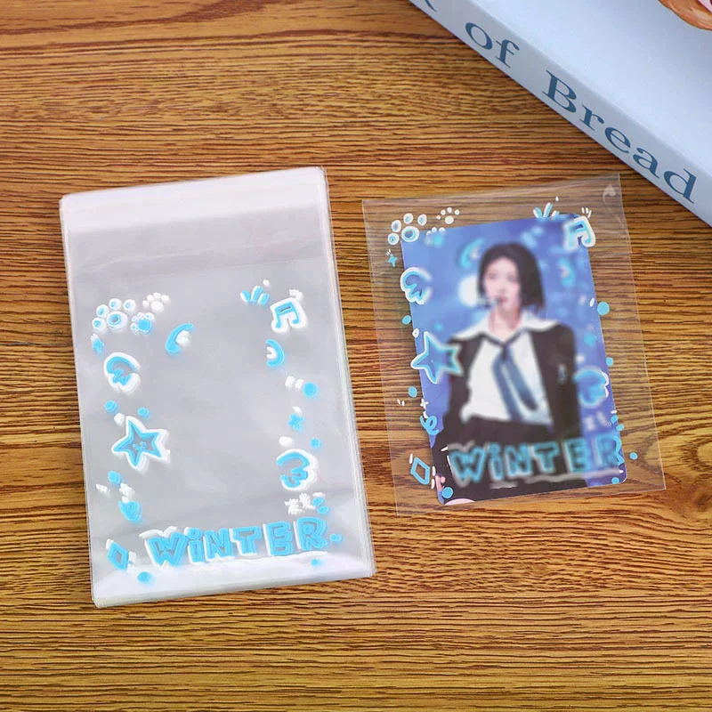 

Новые 50 шт. прозрачные белые самоклеящиеся пакеты OPP с бантом для фотокарточек K-pop айдолов, защитные пакеты для хранения фотокарточек, чехлы для фотокарточек