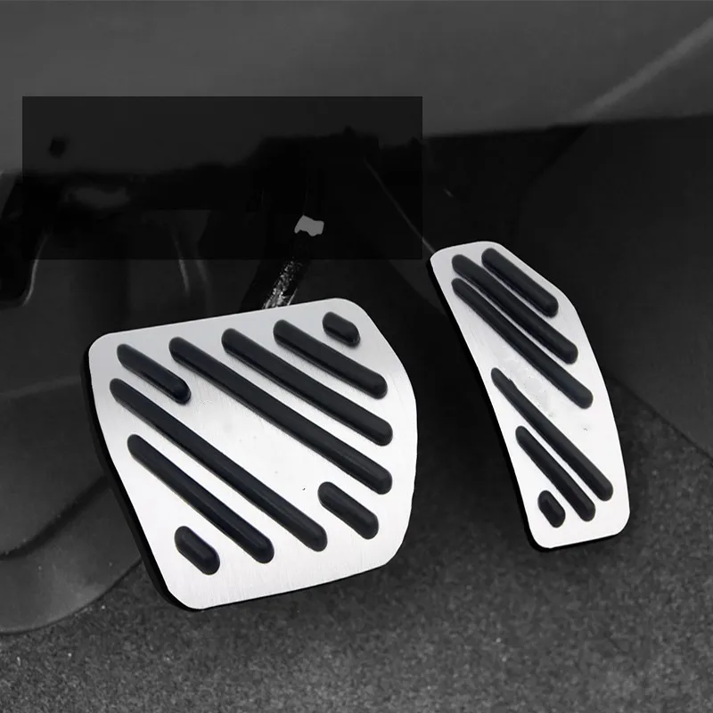 Комплект накладок на педали газа и топлива для Nissan Qashqai 2016-2022