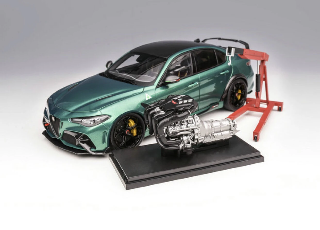 Diecast Car Model MH Giulia GTAm 1:18 + SMALL GIFT!!!!!