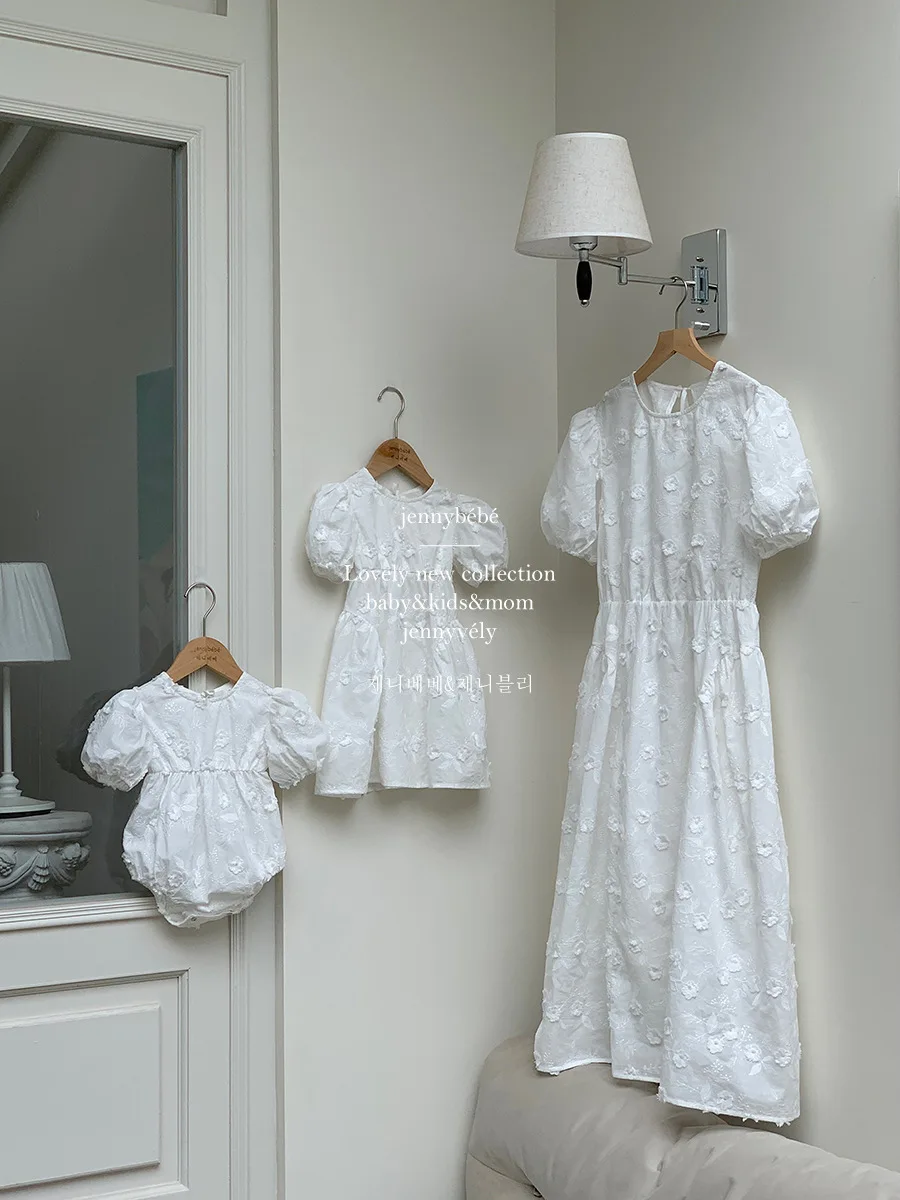 

Summer Floral Embroidery Dress Family Matching Mother Daughter Short -sleeved Cotton Dress Baby Girl Bodysuit Baby Romper
