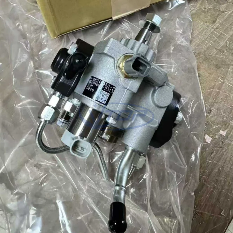 Excavator Part  Fuel  Pump 2940002313 294000-2313 8-98247350-2 8982473502 High Pressure Oil Pump For Isuzu Engine