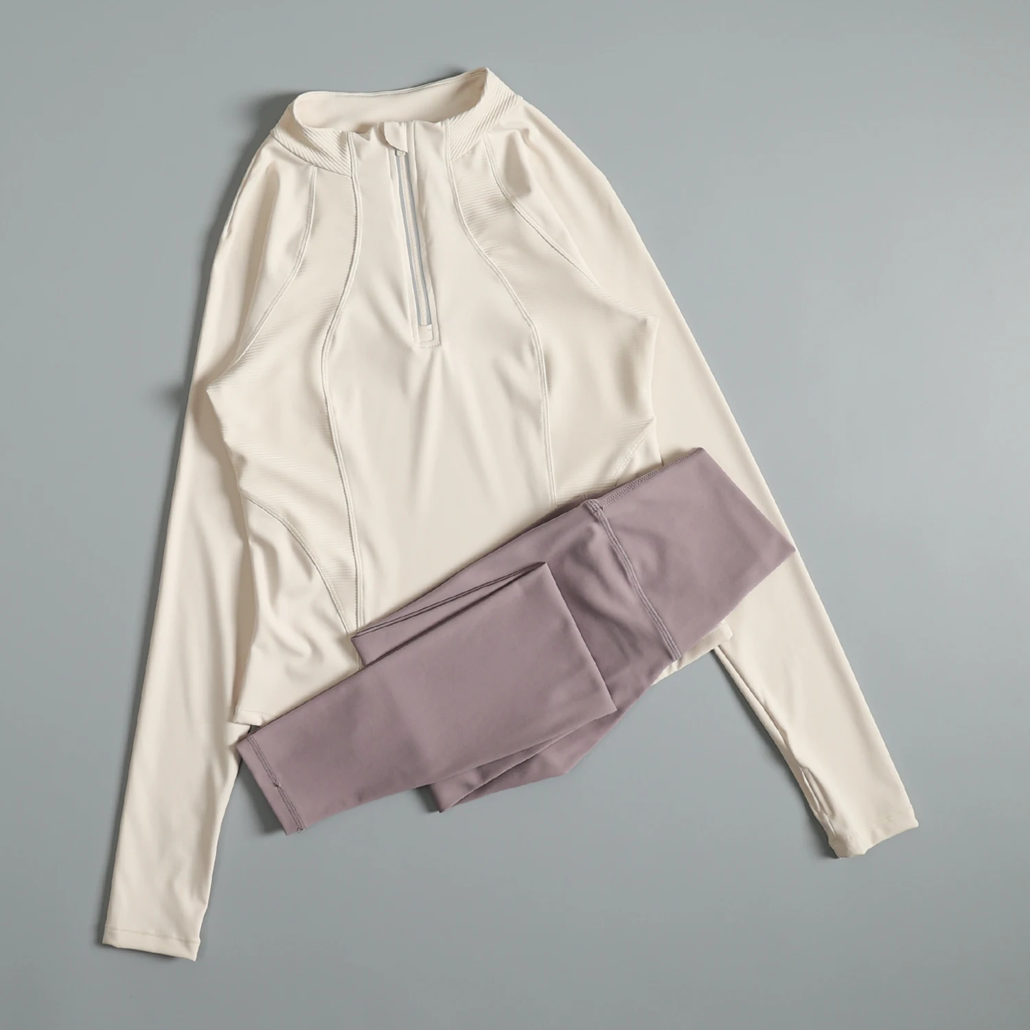 ชุดโยคะสำหรับผู้หญิงในฤดูใบไม้ร่วงและฤดูหนาว ชุดออกกำลังกายพิลาทิสระดับไฮเอนด์ ชุดฟิตเนสแบบซิปครึ่งตัว ช่วยกระชับสัดส่วน