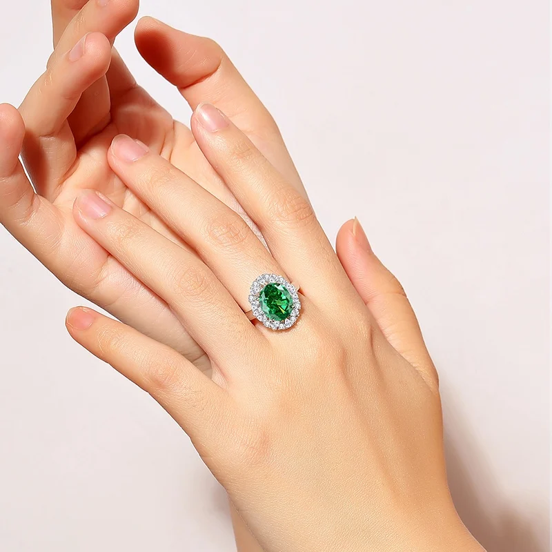 2023 New S925 Sterling Silver Ring For Women Dazzling Emerald 5 Carat 9X11 Pigeon Egg High Carbon Diamond 8A Zircons Party Ring