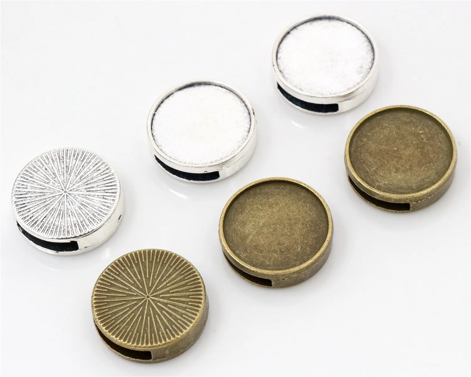 10pcs 14mm 16mm 18mm Inner Size Bronze And Antique Silver Plated Hole (10mm) Beads Cabochon Base Cameo Setting Charms Pendant