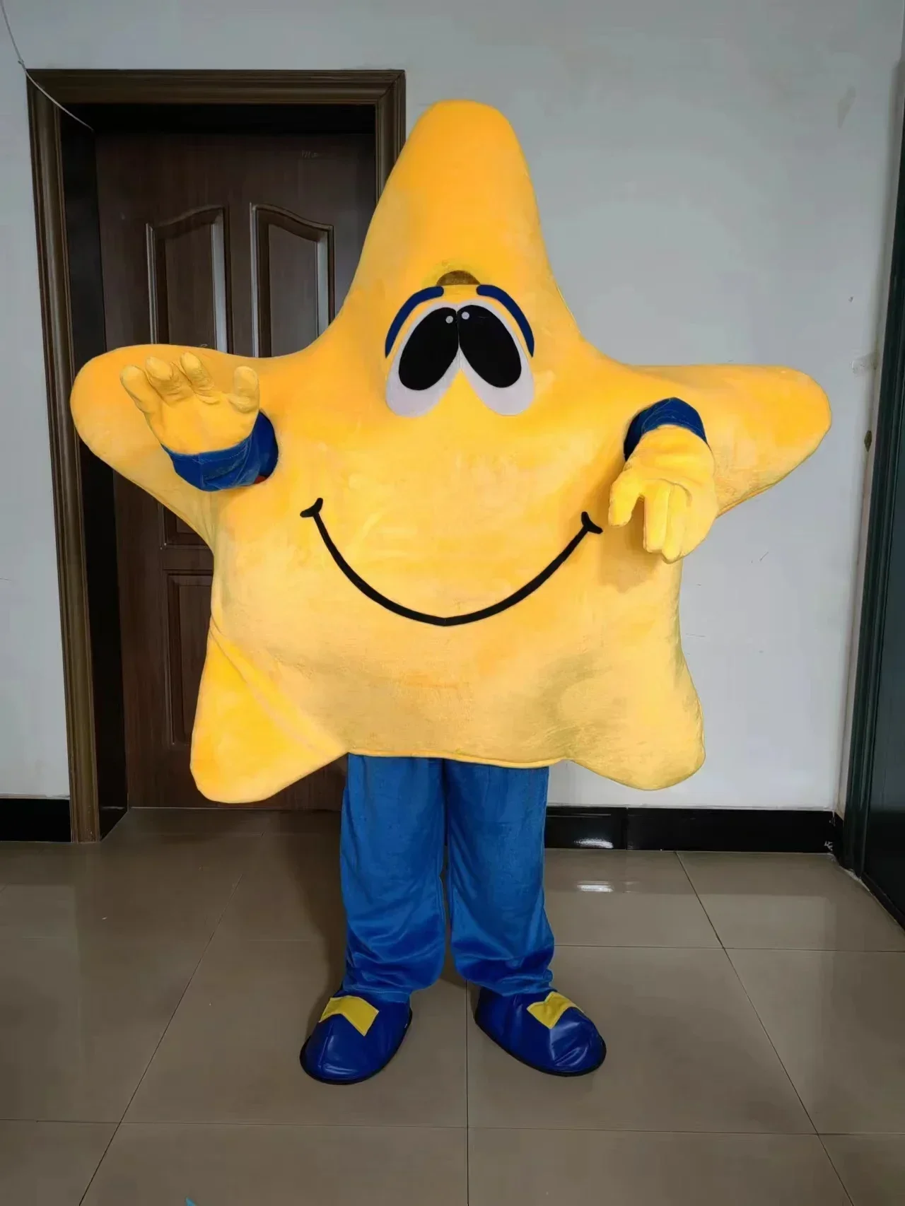 

Disney Cute Yellow Star Cartoon Mascot Costume Adult Starfish Cosplay Fancy Dress Characters Party Birthday Carnival Halloween