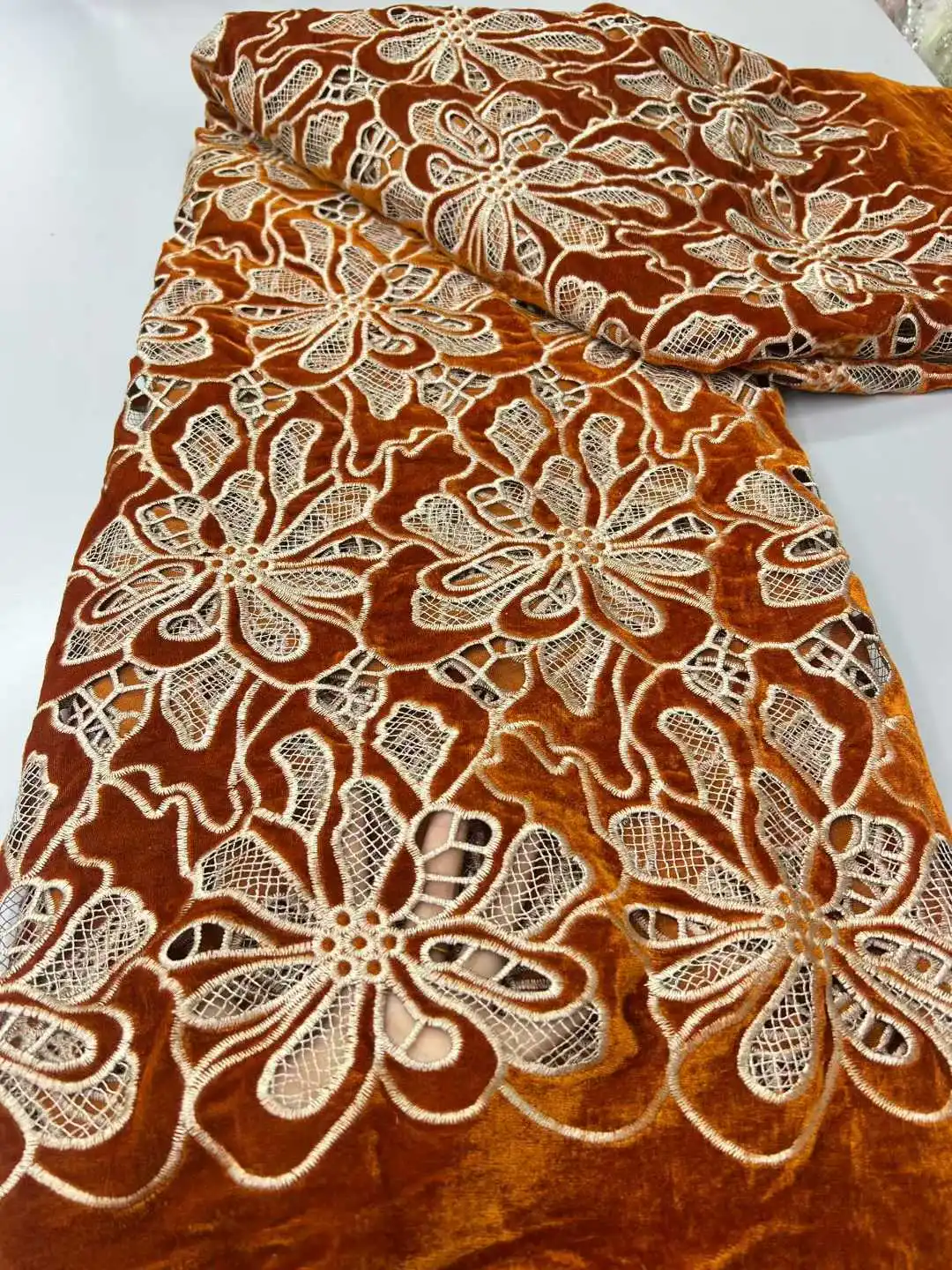 

Африканская бархатная кружевная ткань 2025, высокое качество, французская нигерийская кружевная ткань с вышивкой для свадьбы