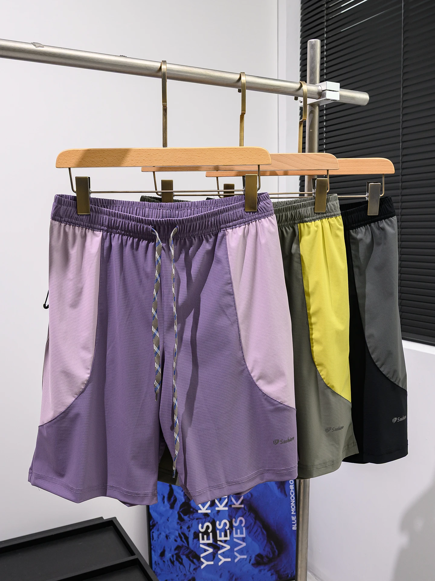 

Cooling Breathable Summer Casual Loose Elastic Waist Patchwork Color Block Men's Shorts High Waist Other Material Shorts