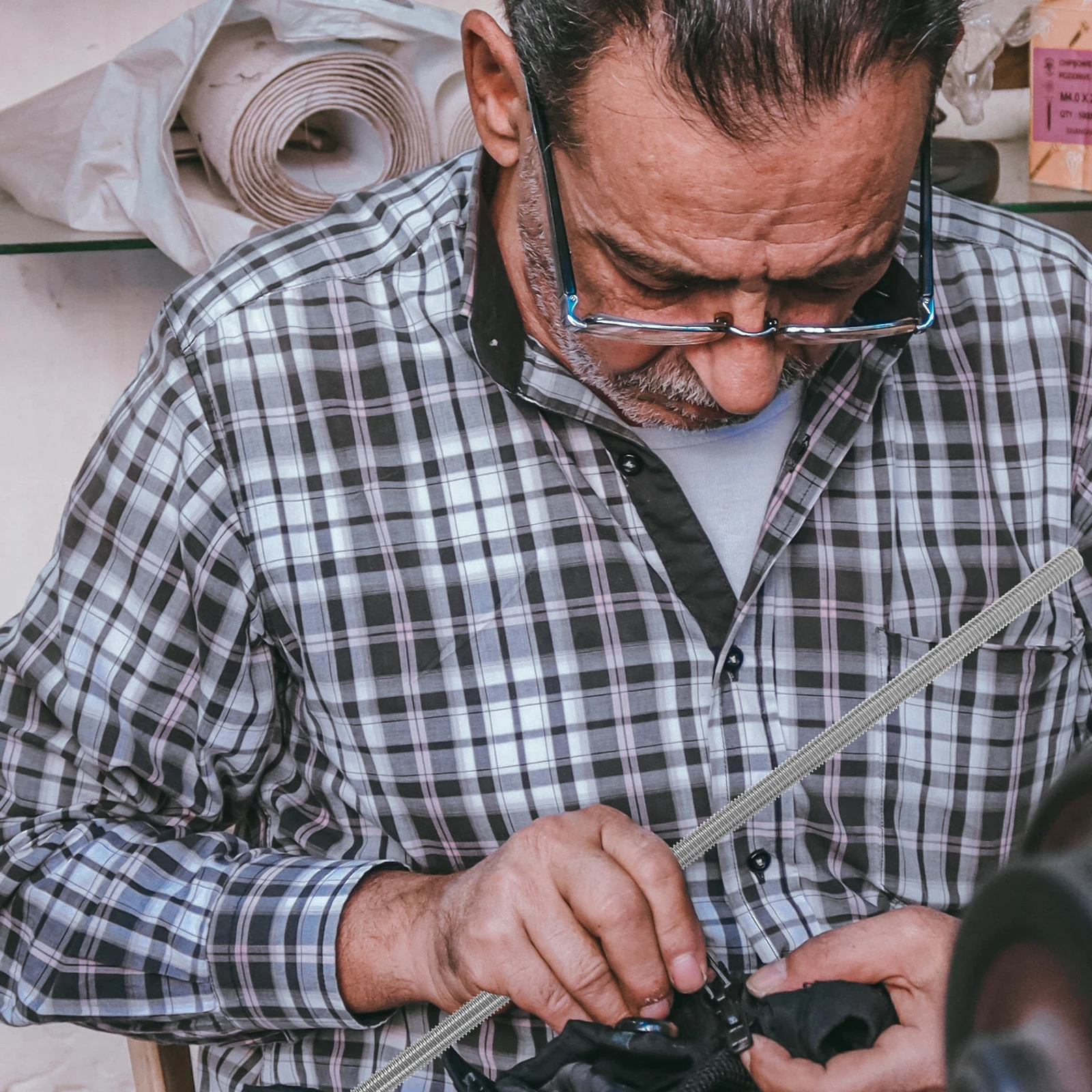 

Stainless Steel Threaded Rod 40Cm Long Fully Threaded Metal Rod For Anchor Bolts Hangers Clamps Rust Resistant M10 Bolt