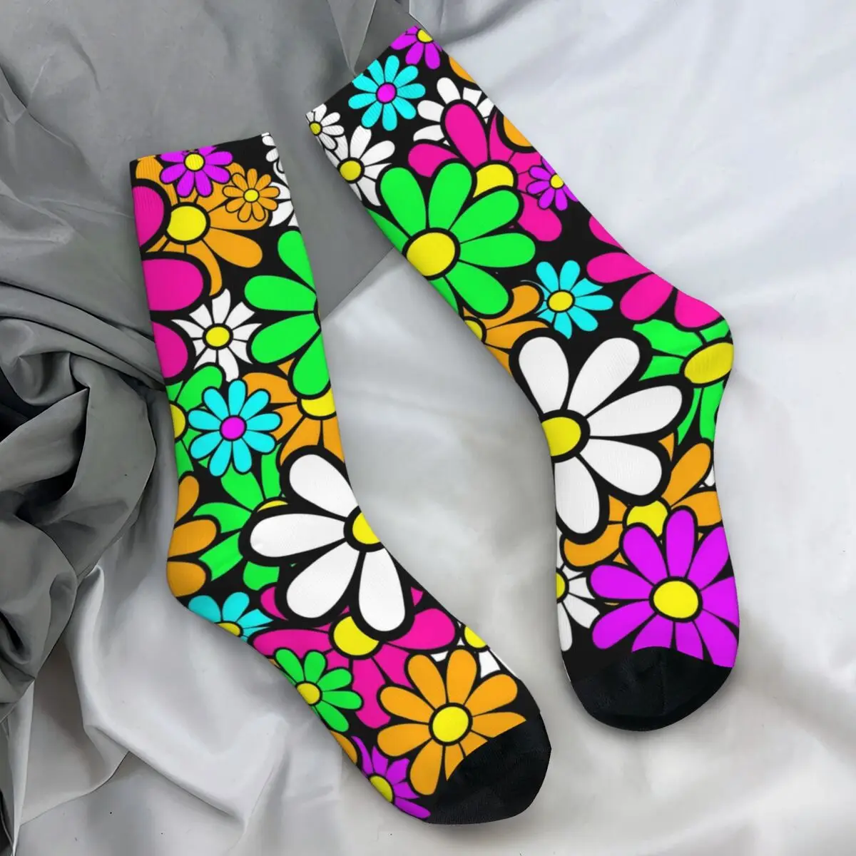 Retro Flower Power Socks Happy Daisies Casual Stockings Female Quality Running Sports Socks Autumn Graphic Anti Bacterial Socks