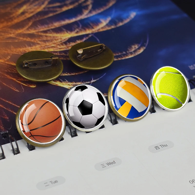 Round Glass Dome Brooch Tennis Football Baseball Volleyball Soccer Basketball Brooch Pins Sport Badge Shirt Accessories