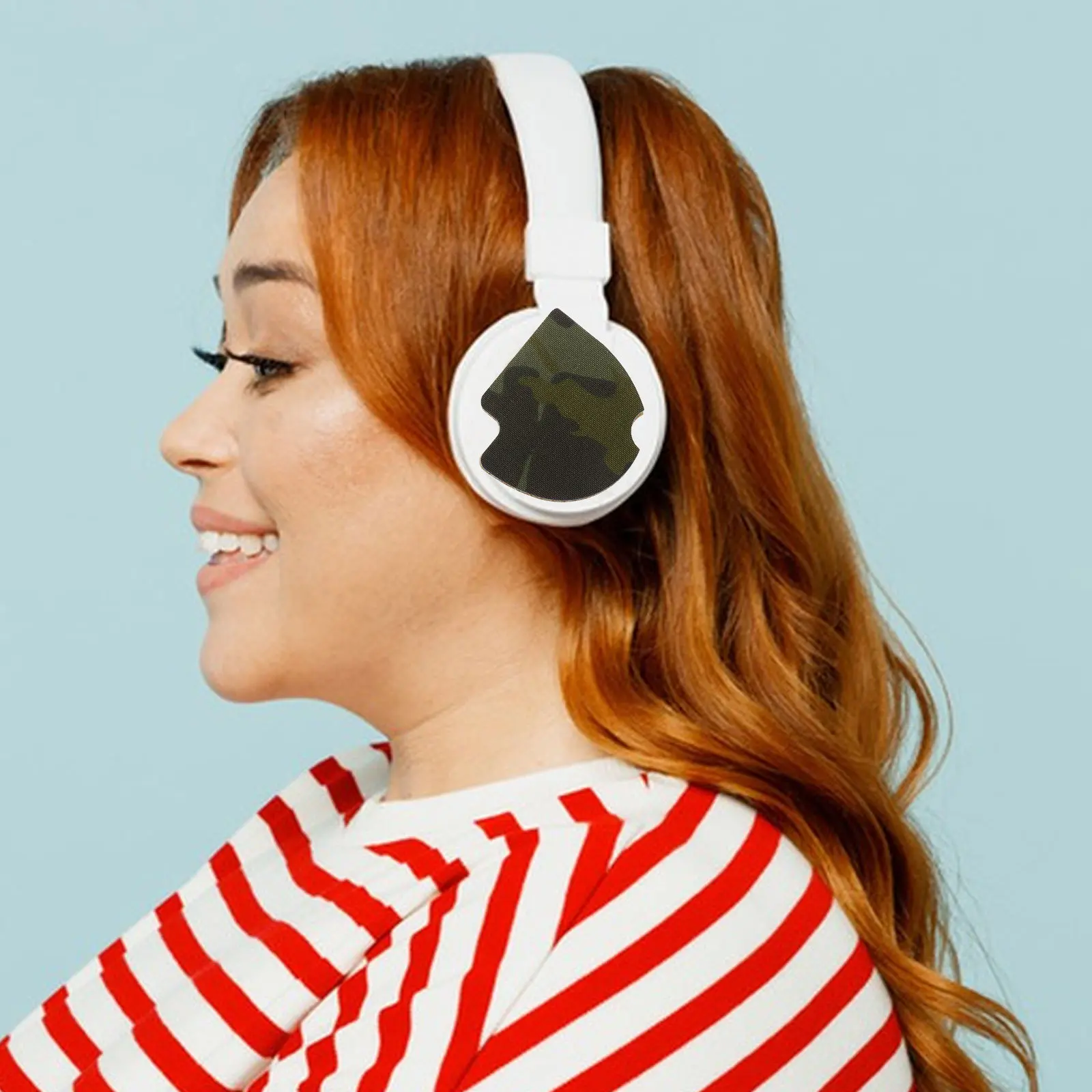 2Pcs Earphone Hook and Stickers Camo Headphone Protective Skin Lightweight Sweat Resistant Outdoor Hunting Gear Unique Cool