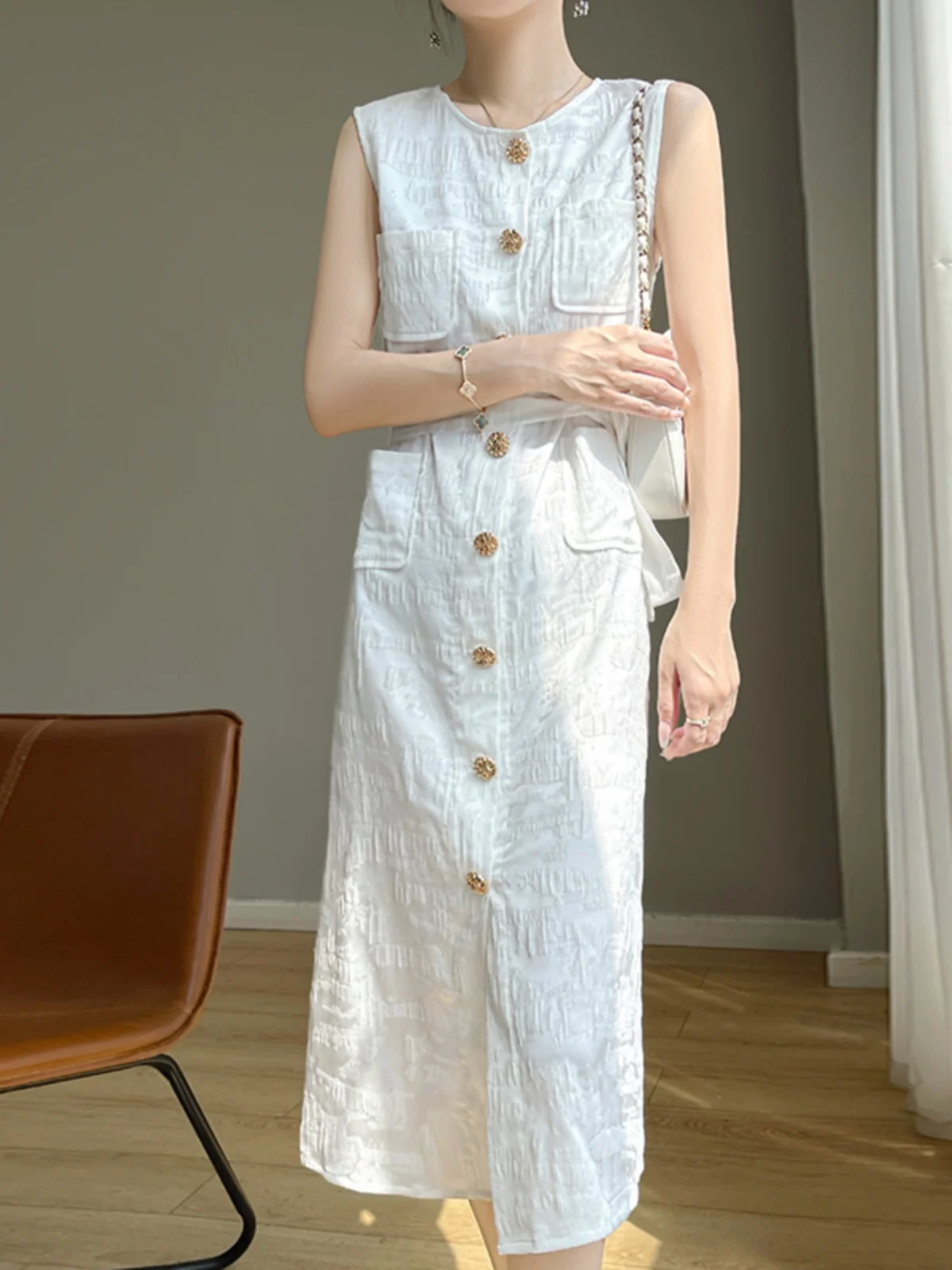 ファイオナブルな新作中国風スレラウンドネベルト付きアセテートサテン春夏レディースカーディガンAラインロングスカート