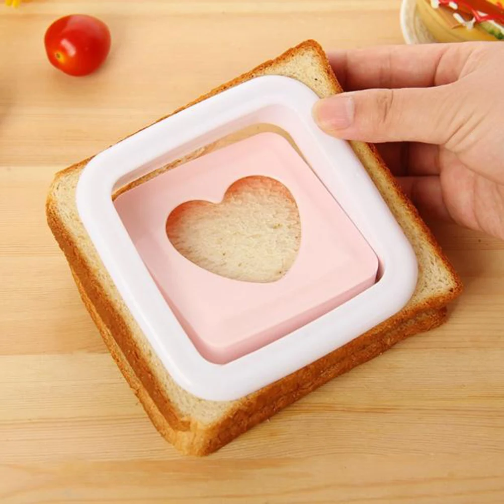 

Heart-Shaped Sandwich Cutter Bread Mold Food Grade Plastic Kids Lunch Box Toast Cutter Creative DIY Shape for Fun Breakfast