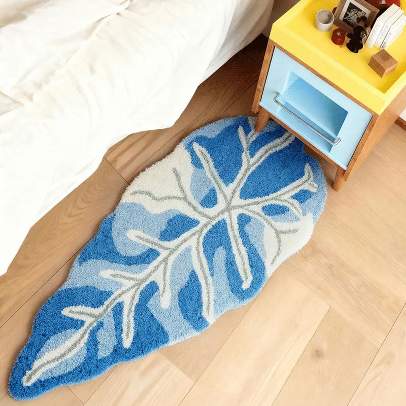 Fresh Green Leaf Rugs, Thickened Special-shaped Floor Mat, Non-slip, Machine Washable Tufted Bedside Blanket, Living Room Carpet